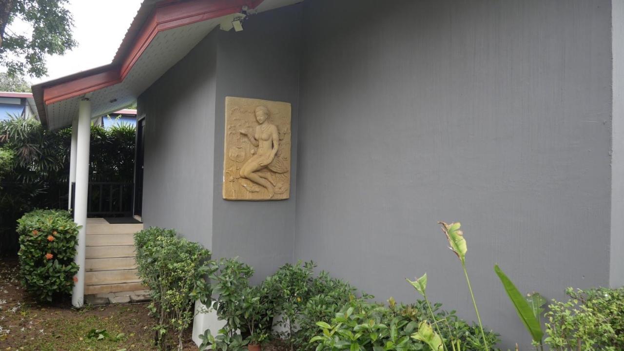 Amphoe Koksamui Airport Garden Resort מראה חיצוני תמונה